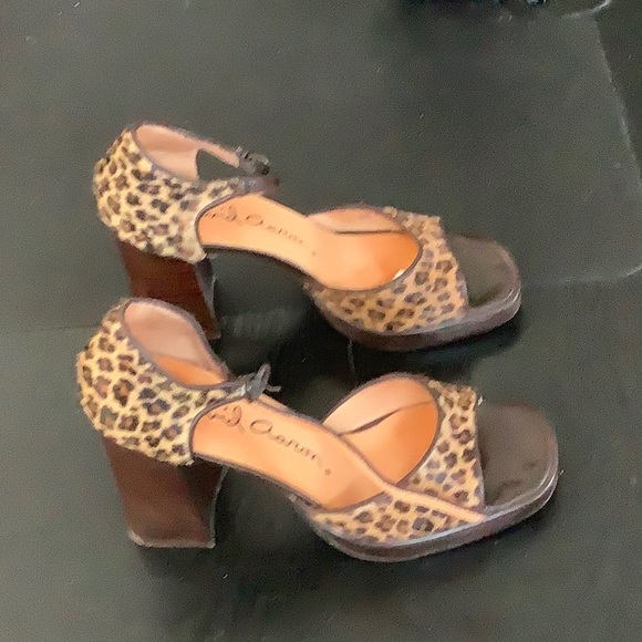 David Aaron “Fast Pony” Leopard Print S6.5 Heels - Picture 3 of 6